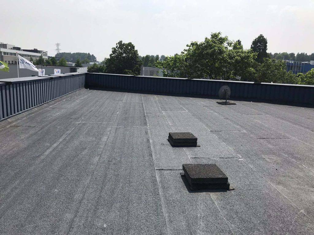 Plat dak project van B&M Dak-Totaal