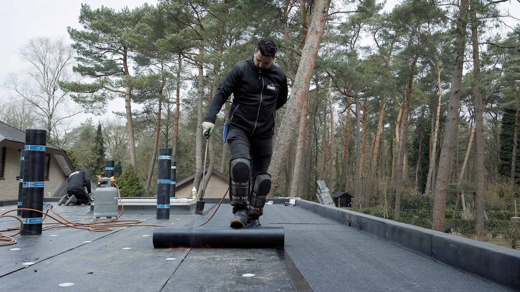 Plat dak project van B&M Dak-Totaal — Oosterhout